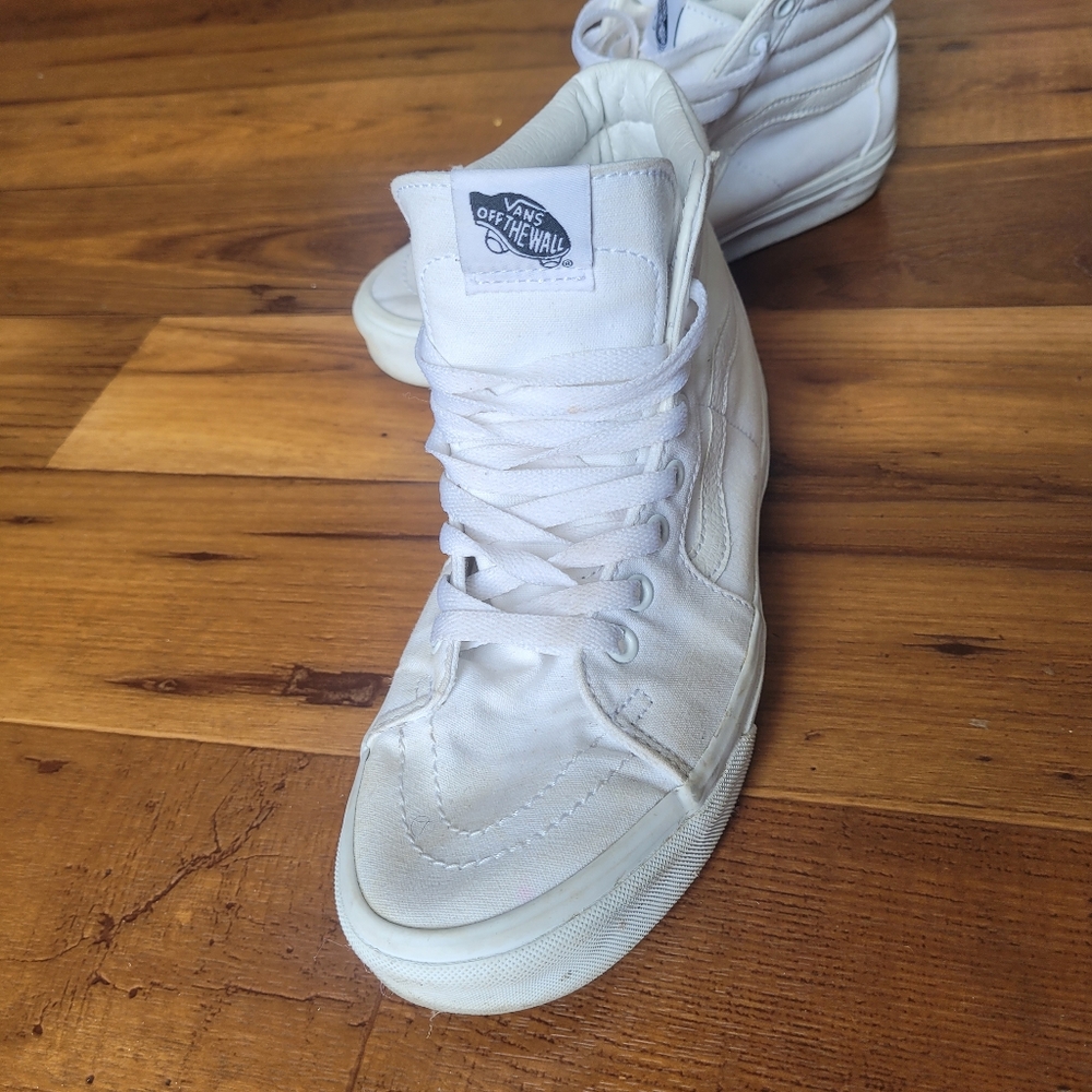 VANS - Picture 7 of 10